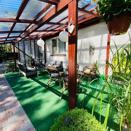 Kinga Homestay *