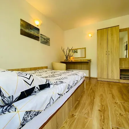 Kinga Homestay